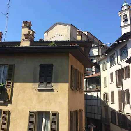 Appartamenti Al Rizzo Dei Santi Lovere Exterior photo